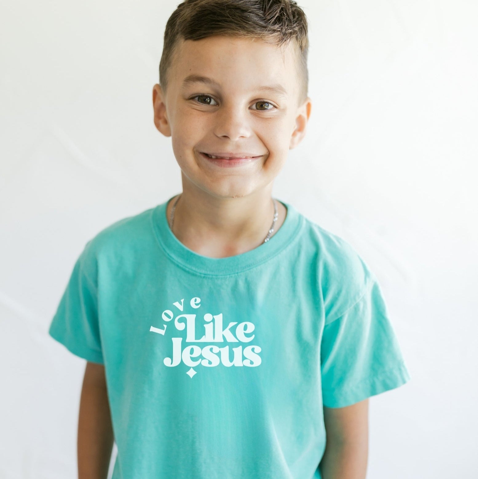 Love Like Jesus Bold Tee (Youth)